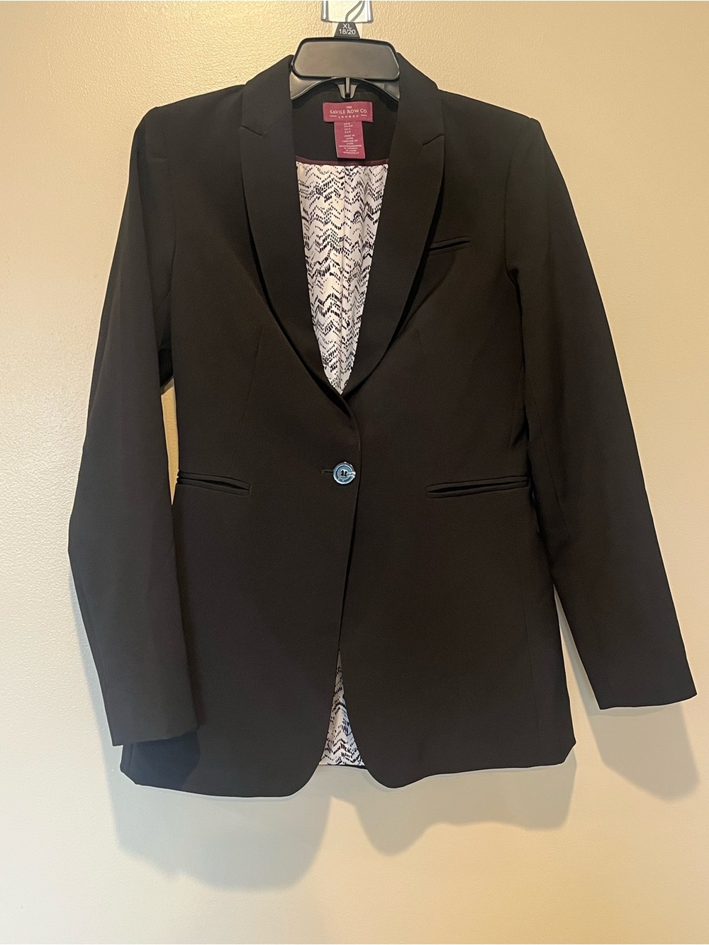 Savile Row Co. One-Button Blazer